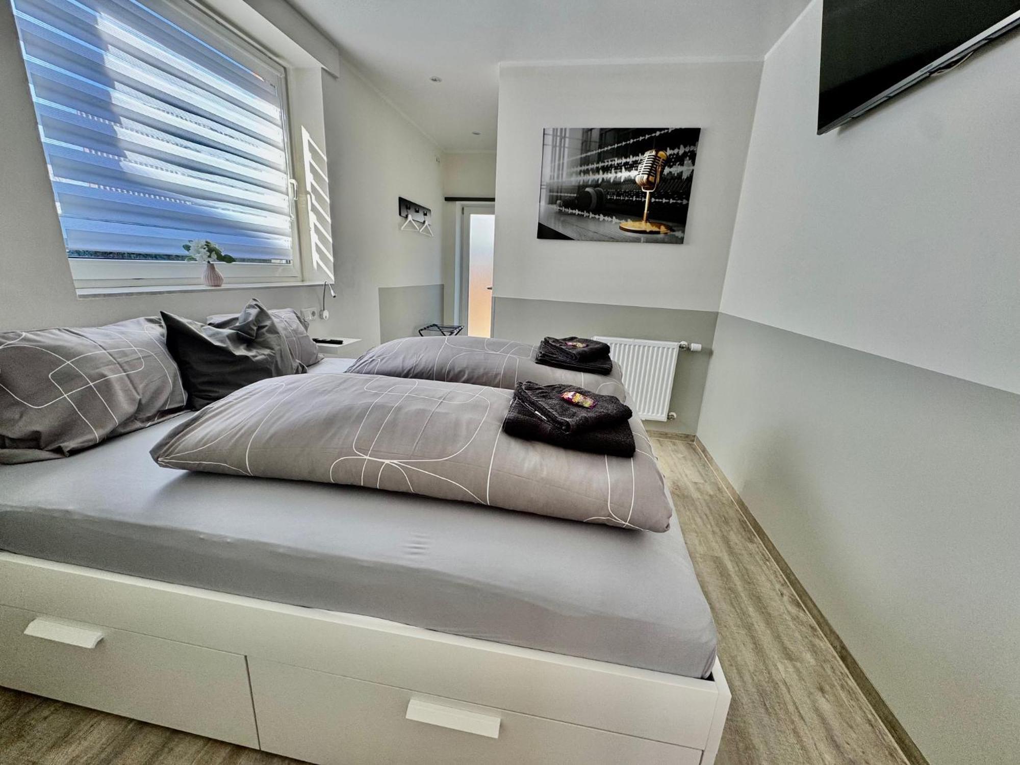 Gaestezimmer Beate Und Ferienwohnung Rheda Wiedenbrueck Экстерьер фото